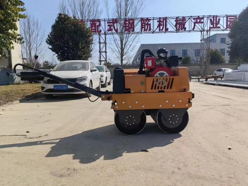 論全國新行情下壓路機(jī)價(jià)格和品質(zhì)比