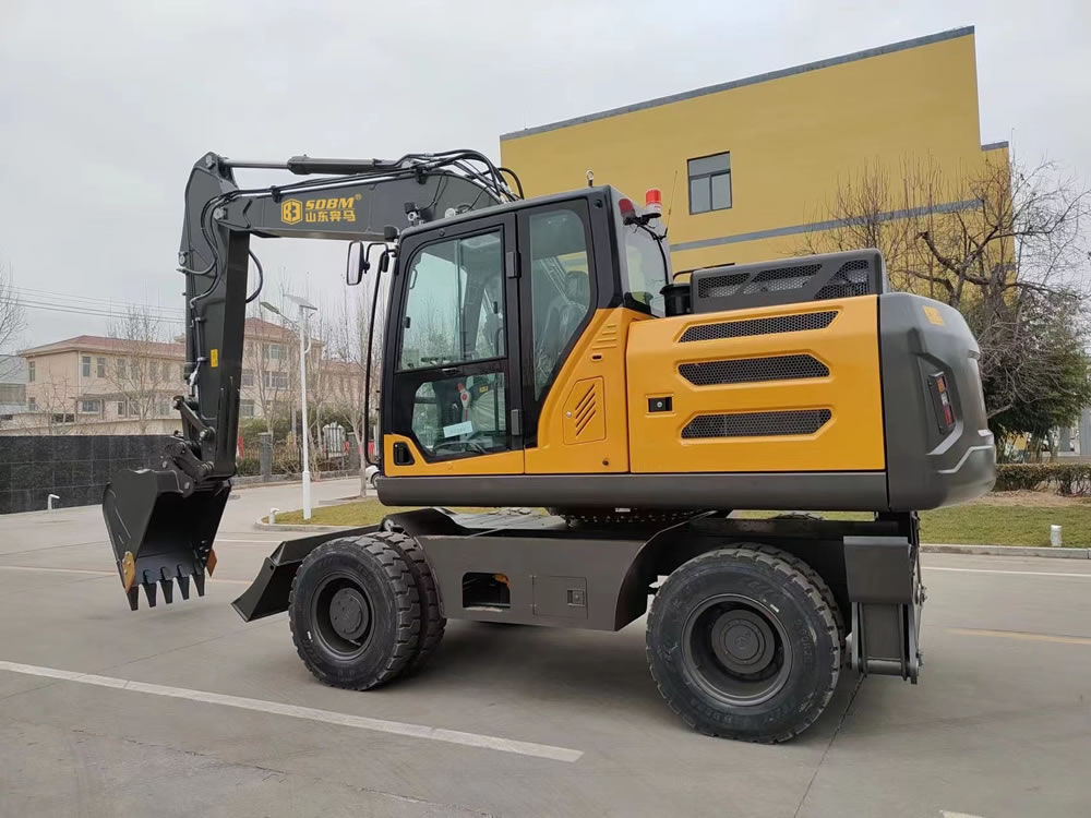 輪胎式中型挖掘機(jī)BMPC150